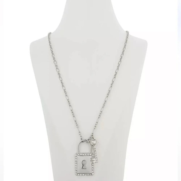 Crystal Lock Silver Tone Key Pendant Necklace, Brand New with tags - Picture 3 of 8